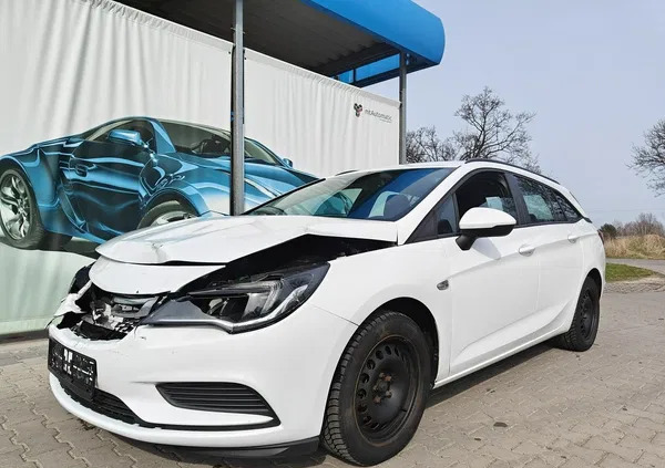 opel Opel Astra cena 16900 przebieg: 181671, rok produkcji 2016 z Karczew